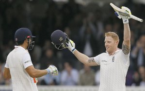 Ben Stokes (right) received Man of the Match honors for his role in England's win over New Zealand.